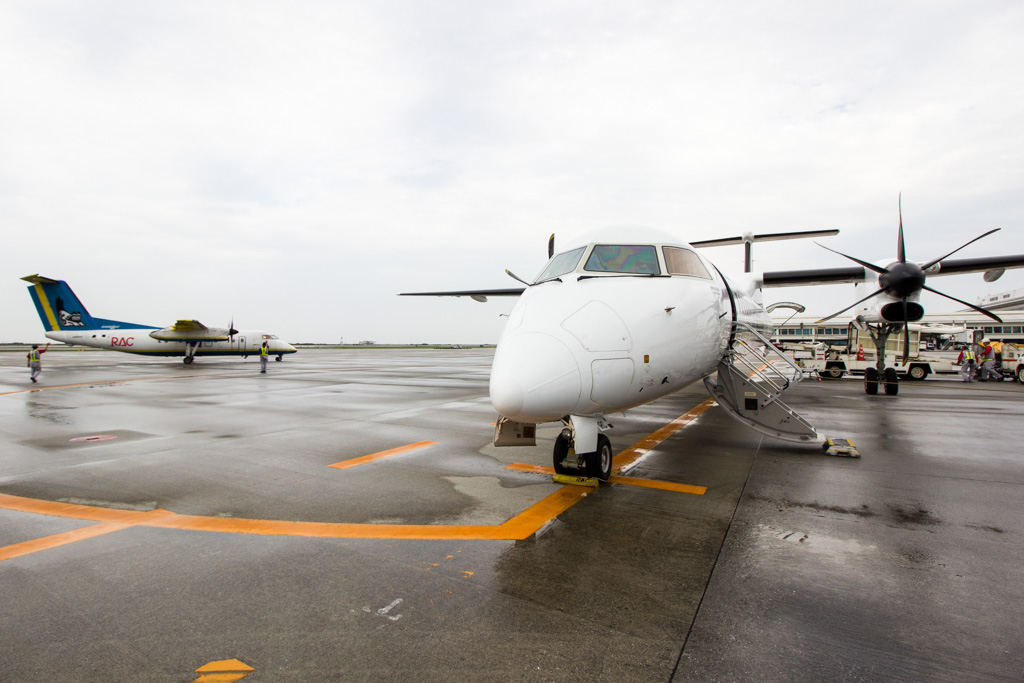RAC DHC-Q400 JTA OKA 2つセット 熱男16 RAC、Q400CC公開 貨物室2.5倍「魚積んでも匂わない」