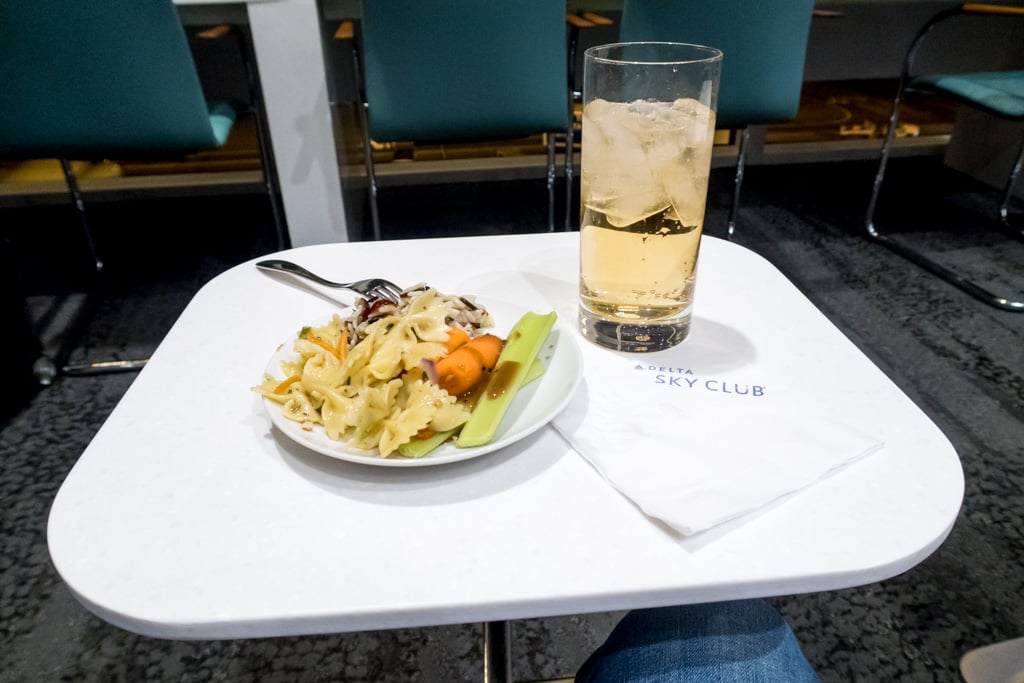 Lounge Review: Delta Sky Club Concourse B at Atlanta Hartsfield