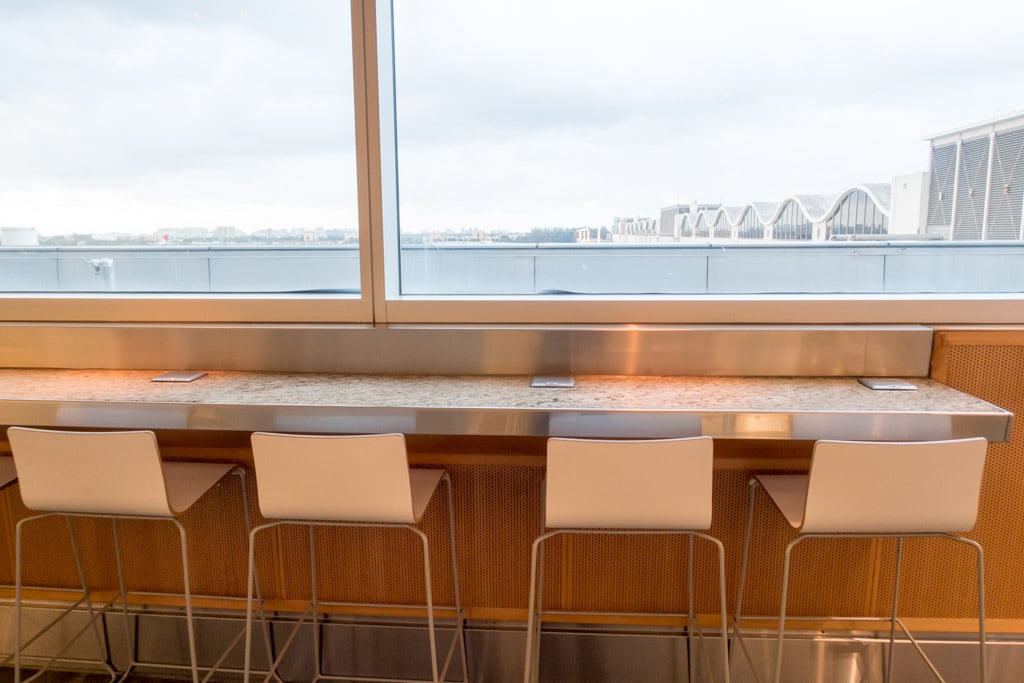 Lounge Review: Delta Sky Club at Miami International