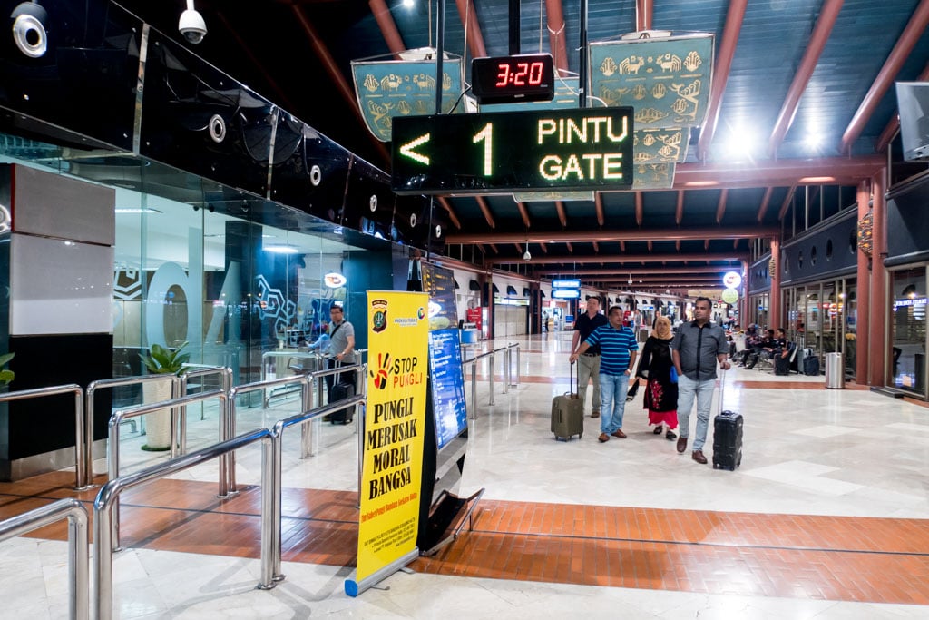 Jakarta Terminal 2 Security Check