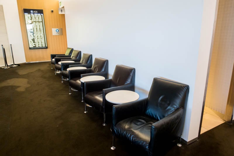 Qantas Business Lounge Sydney Sofa Chairs