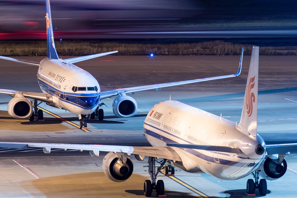 737 vs. A320 Price